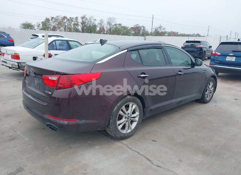 Photo 4 of 2013 Kia Optima EX (VIN 5XXGN4A72DG207559)