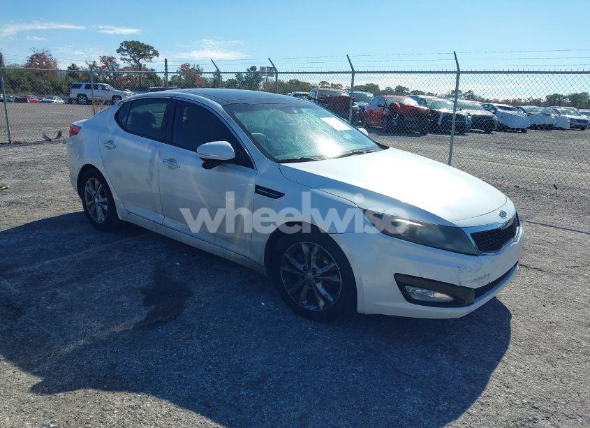 2013 Kia Optima EX (VIN 5XXGN4A72DG222000) main photo