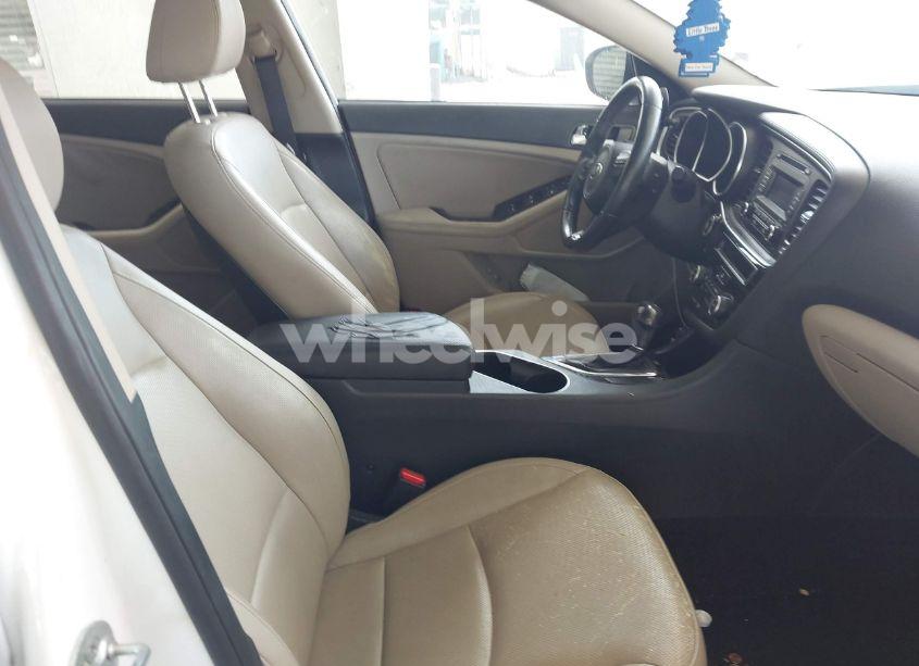 Photo 5 of 2015 Kia Optima EX (VIN 5XXGN4A72FG350868)