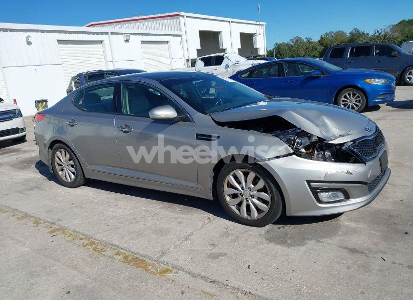 Photo 13 of 2015 Kia Optima EX (VIN 5XXGN4A72FG360994)