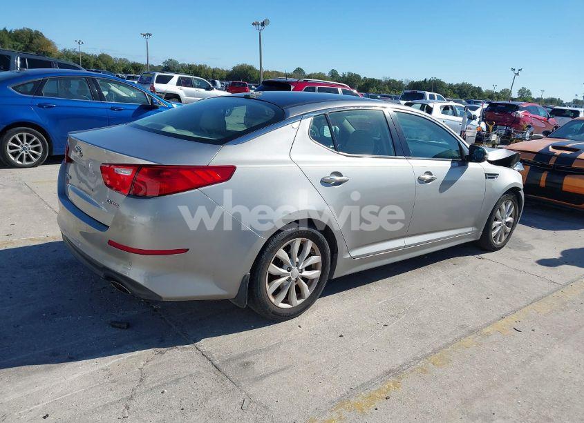 Photo 4 of 2015 Kia Optima EX (VIN 5XXGN4A72FG360994)