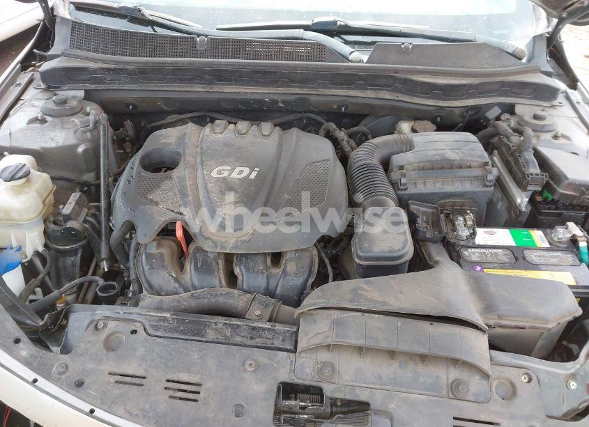 Photo 10 of 2015 Kia Optima EX (VIN 5XXGN4A72FG370344)