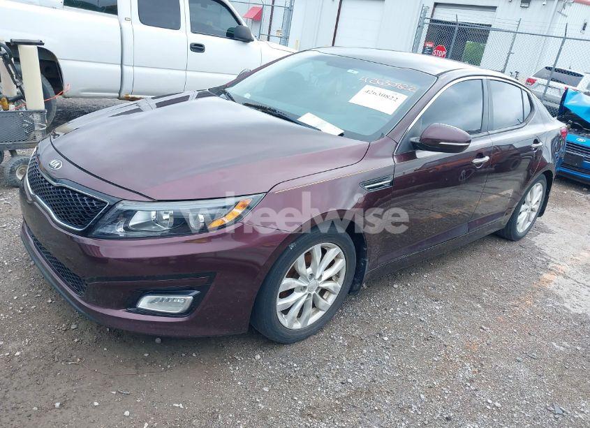Photo 2 of 2015 Kia Optima EX (VIN 5XXGN4A72FG386303)