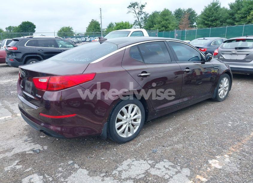 Photo 4 of 2015 Kia Optima EX (VIN 5XXGN4A72FG386303)