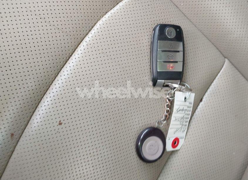 Photo 11 of 2015 Kia Optima EX (VIN 5XXGN4A72FG406050)