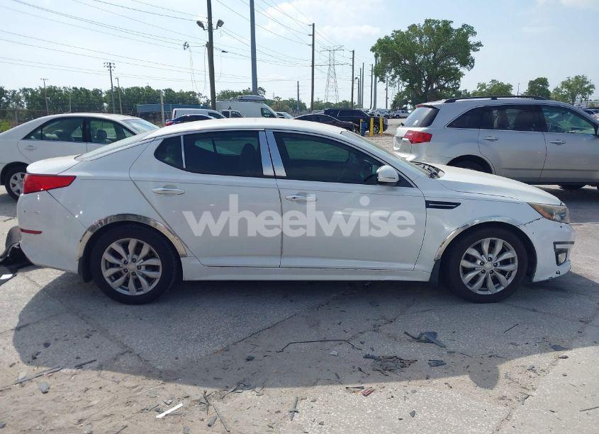 Photo 13 of 2015 Kia Optima EX (VIN 5XXGN4A72FG414486)