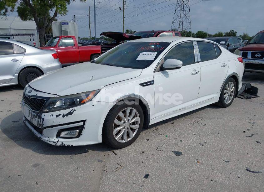 Photo 2 of 2015 Kia Optima EX (VIN 5XXGN4A72FG414486)