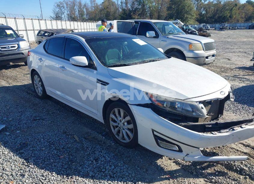 2015 Kia Optima EX (VIN 5XXGN4A72FG416349) main photo