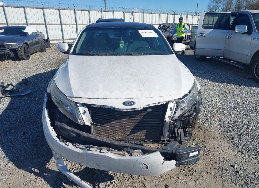 Photo 12 of 2015 Kia Optima EX (VIN 5XXGN4A72FG416349)