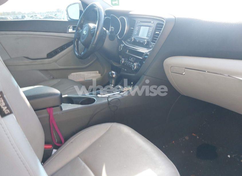 Photo 5 of 2015 Kia Optima EX (VIN 5XXGN4A72FG416349)