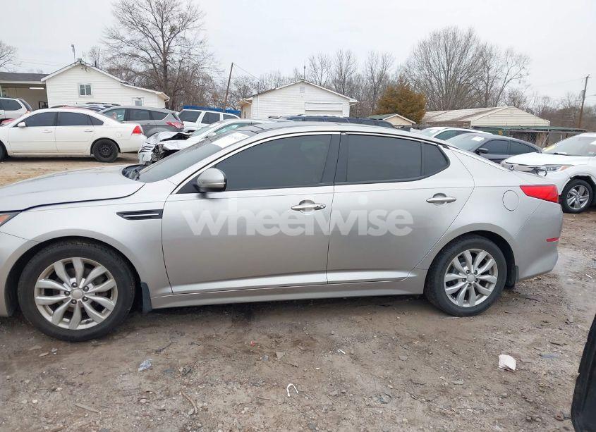 Photo 15 of 2015 Kia Optima EX (VIN 5XXGN4A72FG424208)