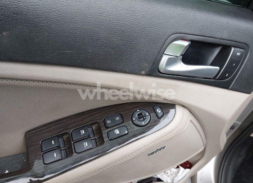 Photo 19 of 2015 Kia Optima EX (VIN 5XXGN4A72FG424208)