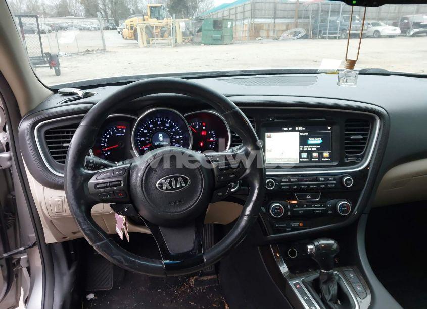 Photo 21 of 2015 Kia Optima EX (VIN 5XXGN4A72FG424208)