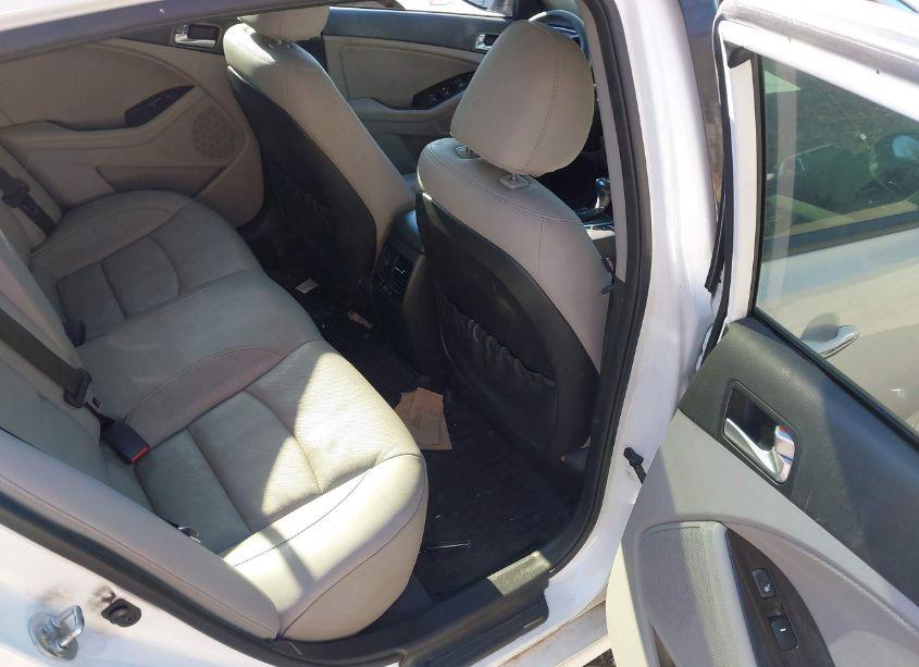 Photo 8 of 2015 Kia Optima EX (VIN 5XXGN4A72FG434964)