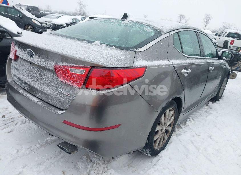Photo 4 of 2015 Kia Optima EX (VIN 5XXGN4A72FG437864)
