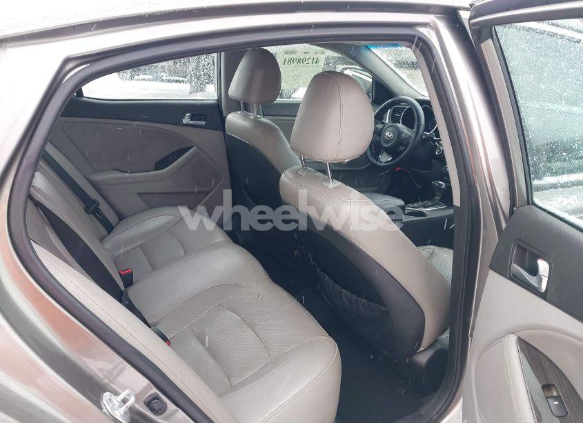 Photo 8 of 2015 Kia Optima EX (VIN 5XXGN4A72FG437864)