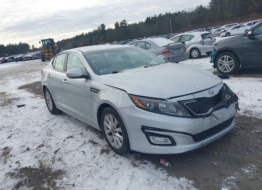 2015 Kia Optima EX (VIN 5XXGN4A72FG445625) main photo
