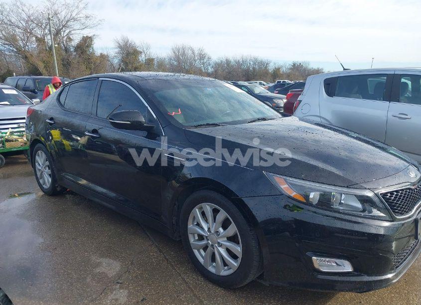 Photo 13 of 2015 Kia Optima EX (VIN 5XXGN4A72FG452512)