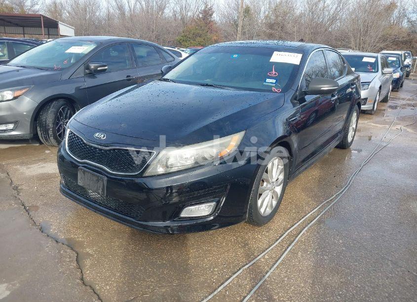 Photo 2 of 2015 Kia Optima EX (VIN 5XXGN4A72FG452512)