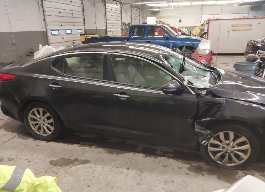 Photo 14 of 2015 Kia Optima EX (VIN 5XXGN4A72FG470489)