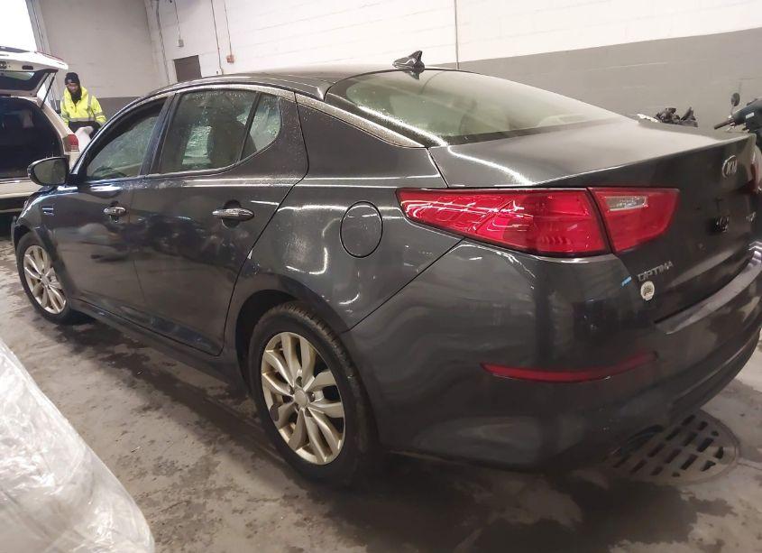 Photo 3 of 2015 Kia Optima EX (VIN 5XXGN4A72FG470489)