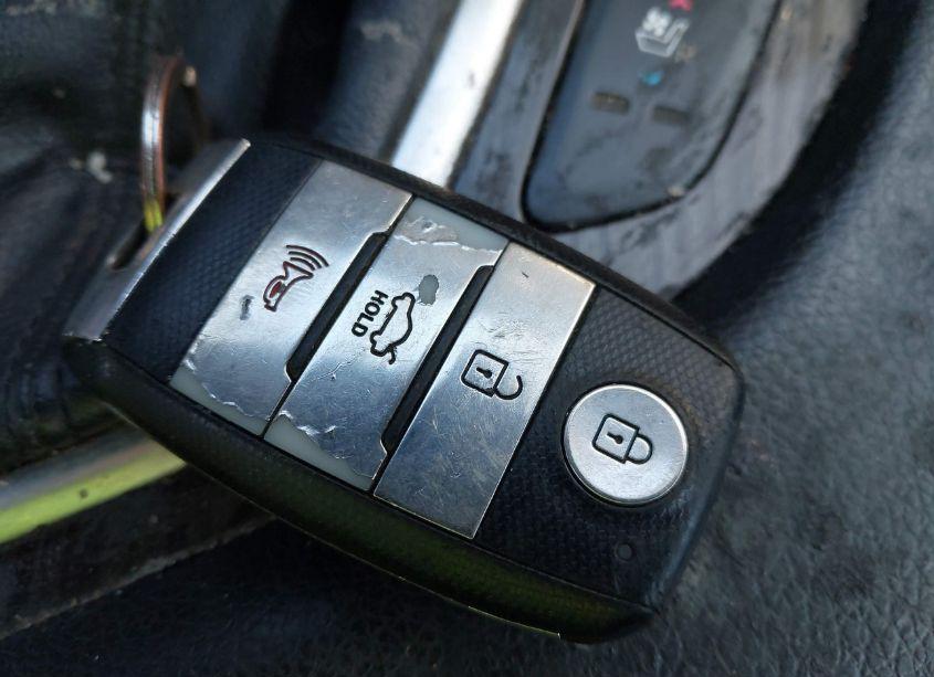 Photo 11 of 2015 Kia Optima EX (VIN 5XXGN4A72FG476003)