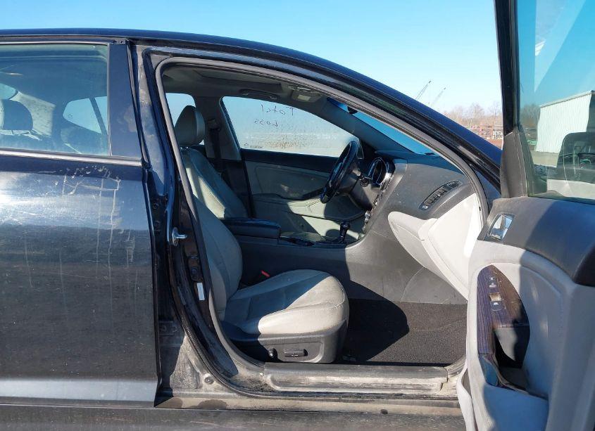 Photo 5 of 2015 Kia Optima EX (VIN 5XXGN4A72FG476003)