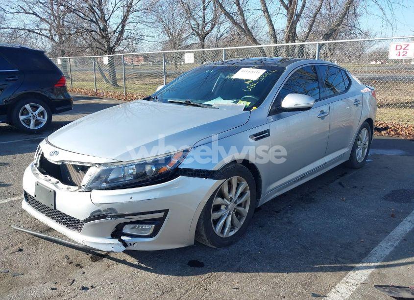 Photo 2 of 2015 Kia Optima EX (VIN 5XXGN4A72FG515351)