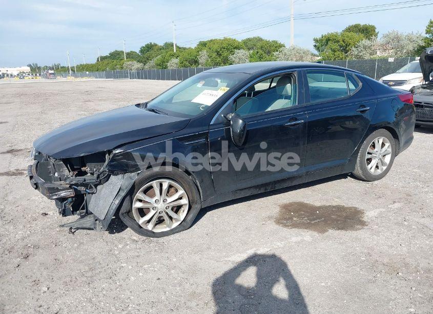 Photo 2 of 2013 Kia Optima EX (VIN 5XXGN4A73DG104005)