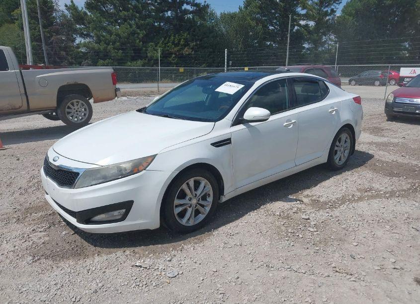Photo 2 of 2013 Kia Optima EX (VIN 5XXGN4A73DG236861)