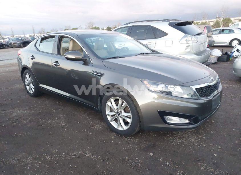 2013 Kia Optima EX (VIN 5XXGN4A73DG240943) main photo