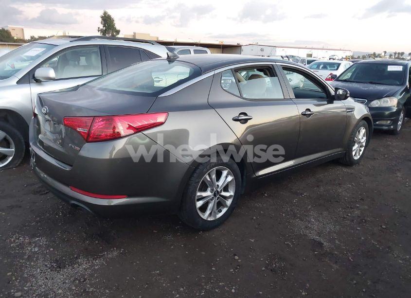 Photo 4 of 2013 Kia Optima EX (VIN 5XXGN4A73DG240943)