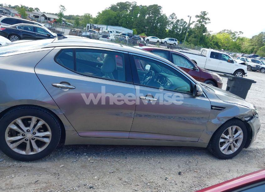 Photo 13 of 2013 Kia Optima EX (VIN 5XXGN4A73DG246046)