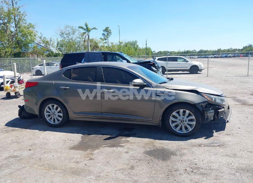 Photo 13 of 2015 Kia Optima EX (VIN 5XXGN4A73FG413136)