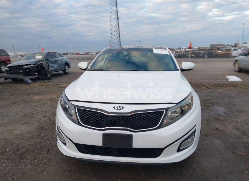 Photo 12 of 2015 Kia Optima EX (VIN 5XXGN4A73FG431183)