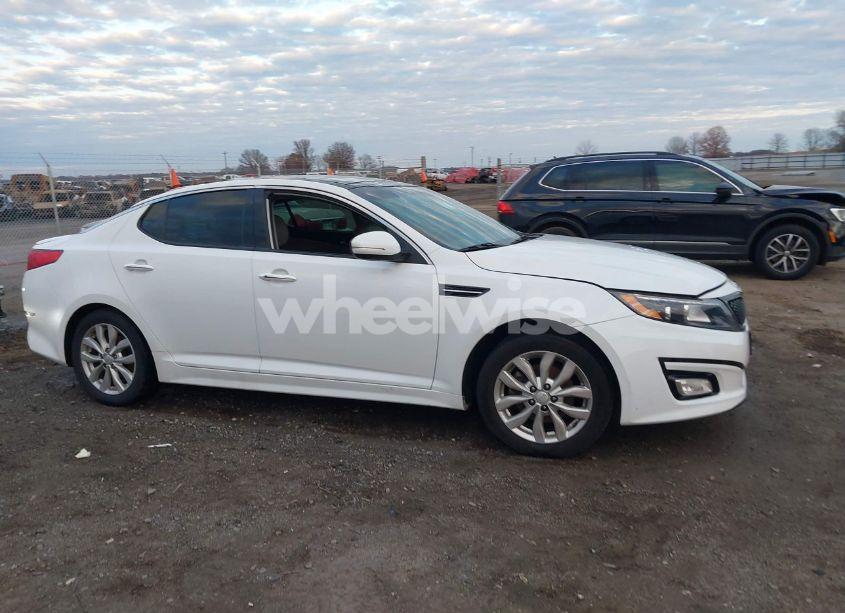 Photo 13 of 2015 Kia Optima EX (VIN 5XXGN4A73FG431183)