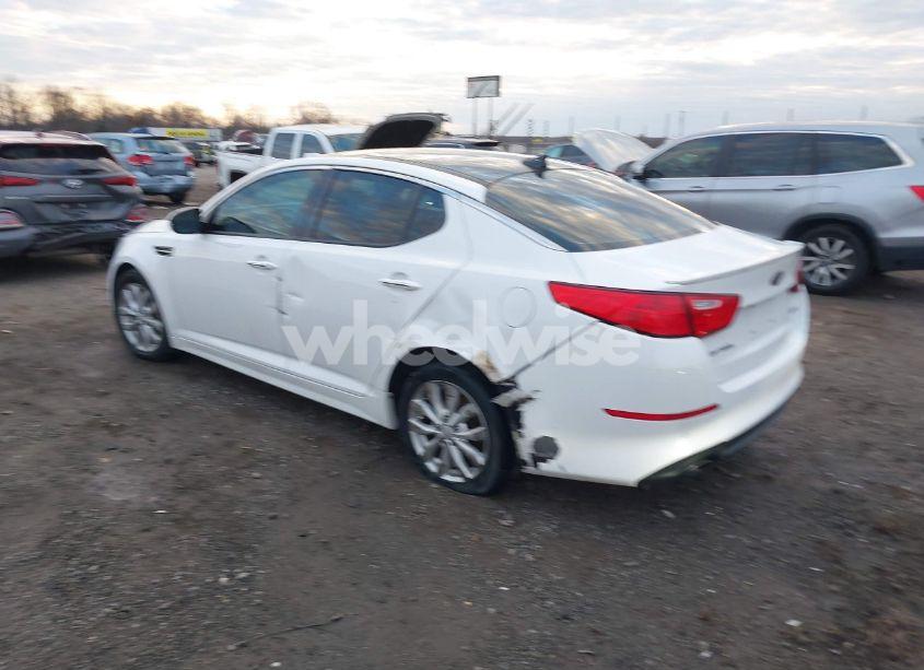 Photo 3 of 2015 Kia Optima EX (VIN 5XXGN4A73FG431183)