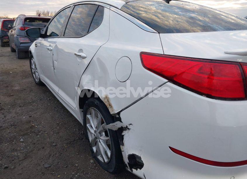 Photo 6 of 2015 Kia Optima EX (VIN 5XXGN4A73FG431183)