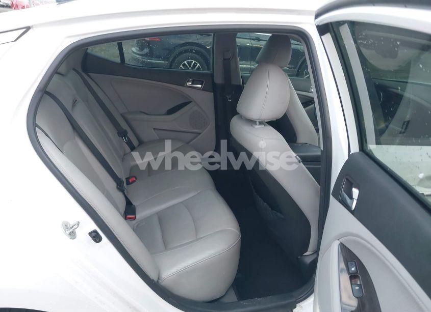 Photo 8 of 2015 Kia Optima EX (VIN 5XXGN4A73FG431183)