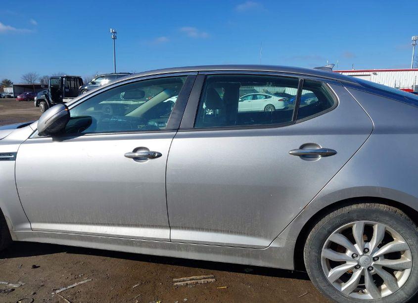 Photo 15 of 2015 Kia Optima EX (VIN 5XXGN4A73FG445777)