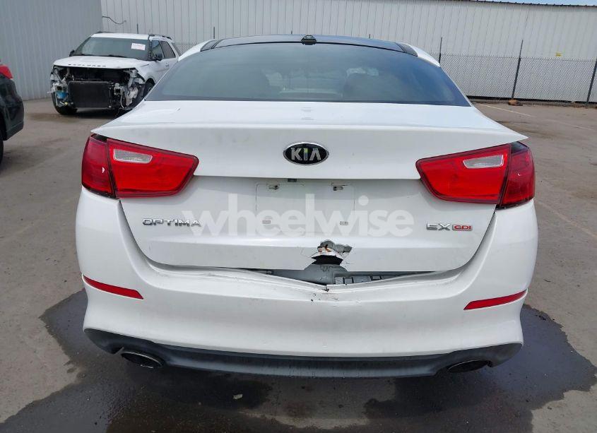 Photo 13 of 2015 Kia Optima EX (VIN 5XXGN4A73FG481095)