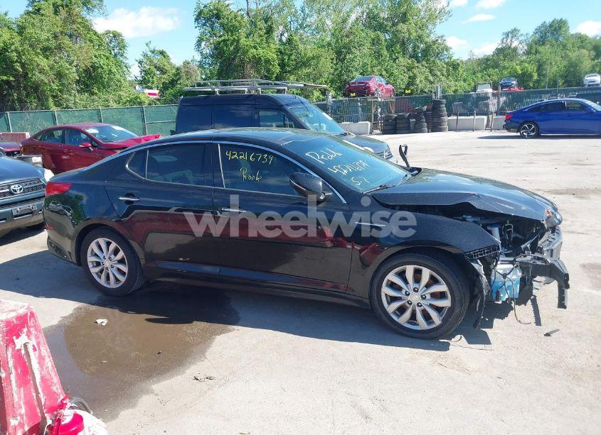 Photo 13 of 2015 Kia Optima EX (VIN 5XXGN4A73FG502978)