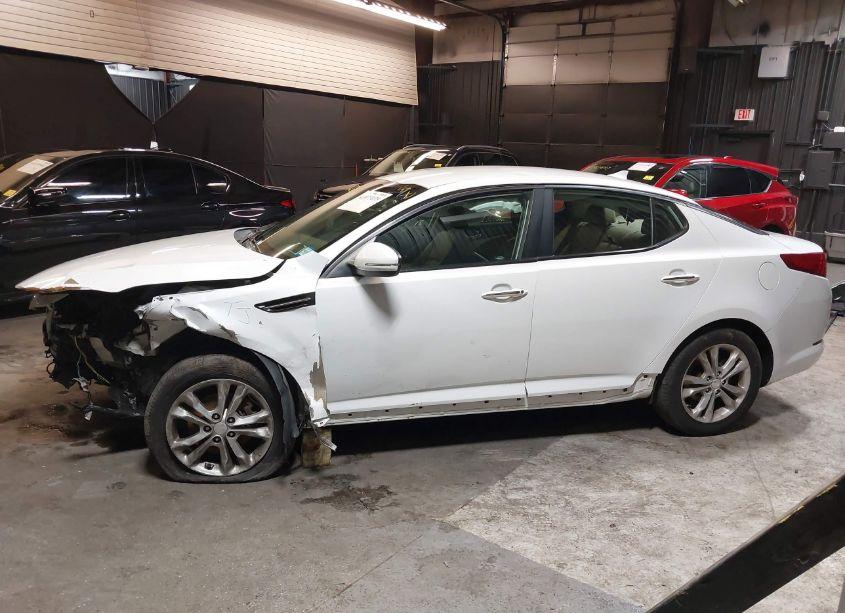 Photo 15 of 2012 Kia Optima EX (VIN 5XXGN4A74CG029619)