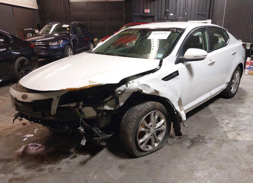 Photo 2 of 2012 Kia Optima EX (VIN 5XXGN4A74CG029619)