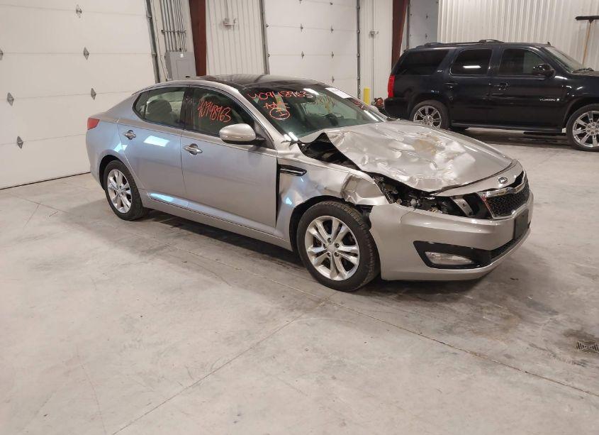 2012 Kia Optima EX (VIN 5XXGN4A74CG041057) main photo