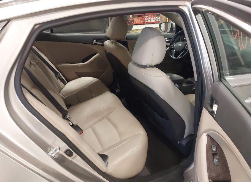 Photo 8 of 2012 Kia Optima EX (VIN 5XXGN4A74CG041057)