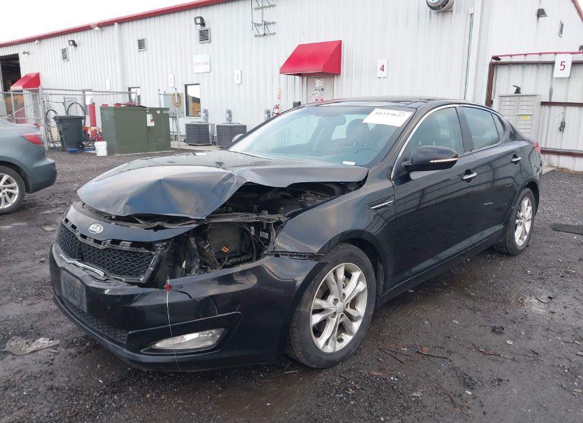 Photo 2 of 2013 Kia Optima EX (VIN 5XXGN4A74DG101114)