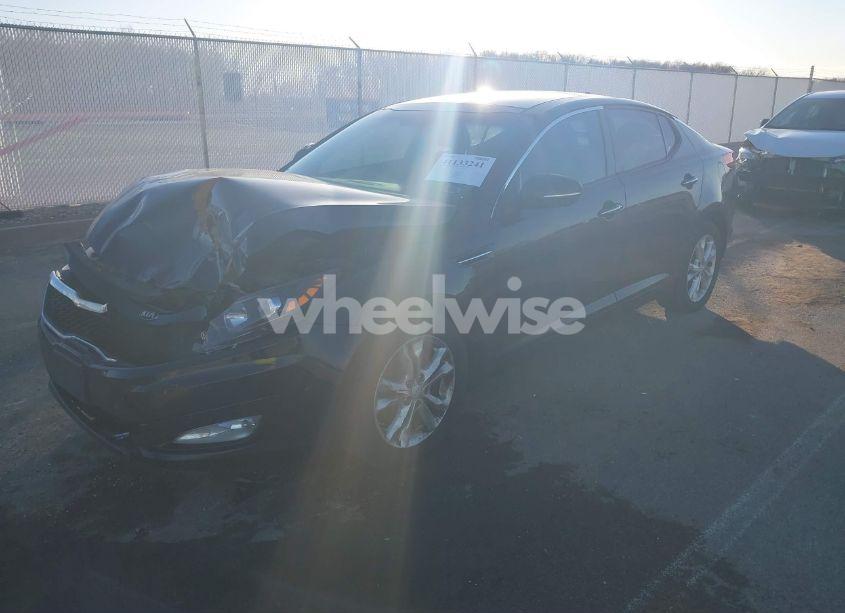 Photo 2 of 2013 Kia Optima EX (VIN 5XXGN4A74DG161779)