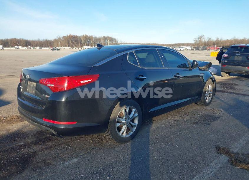 Photo 4 of 2013 Kia Optima EX (VIN 5XXGN4A74DG161779)