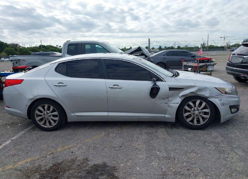 Photo 13 of 2013 Kia Optima EX (VIN 5XXGN4A74DG178971)